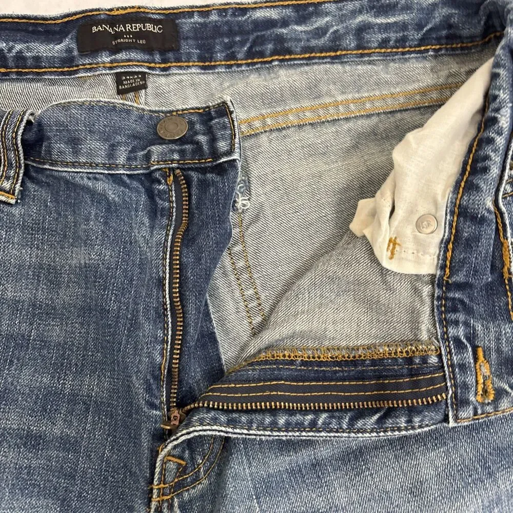 Banana Republic Jeans Men's 34 x 34 Straight Leg Medium Denim